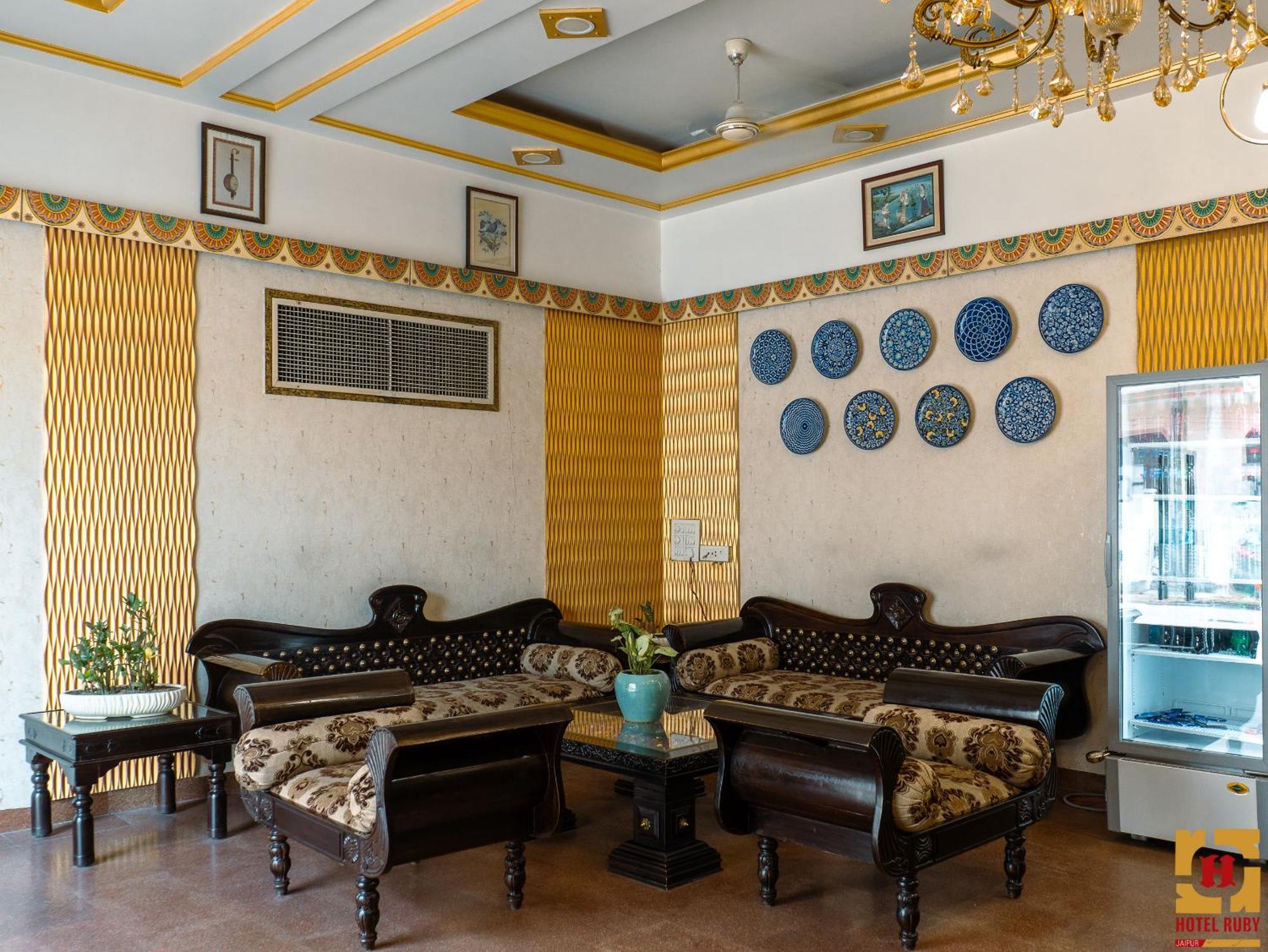 Hotel Ruby Jaipur Bagian luar foto