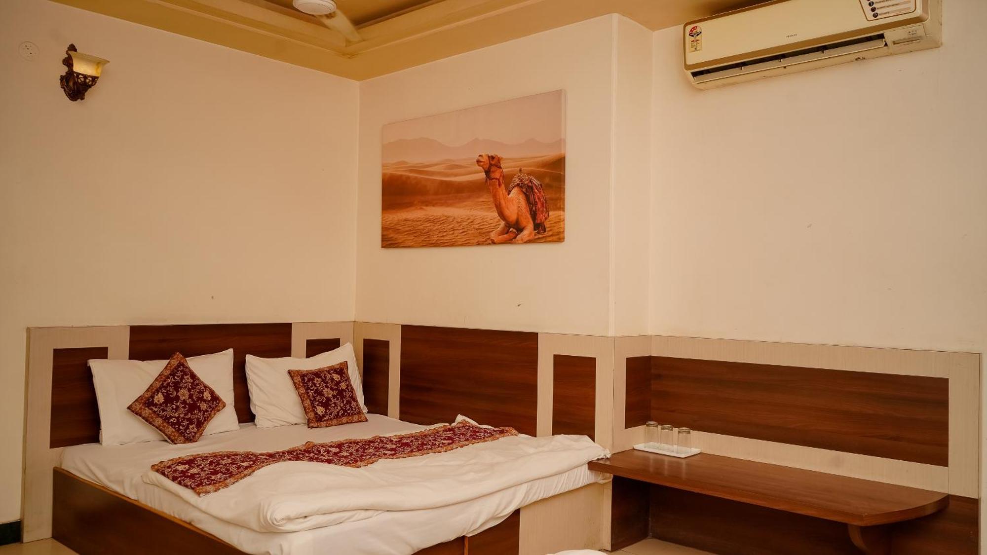 Hotel Ruby Jaipur Bagian luar foto