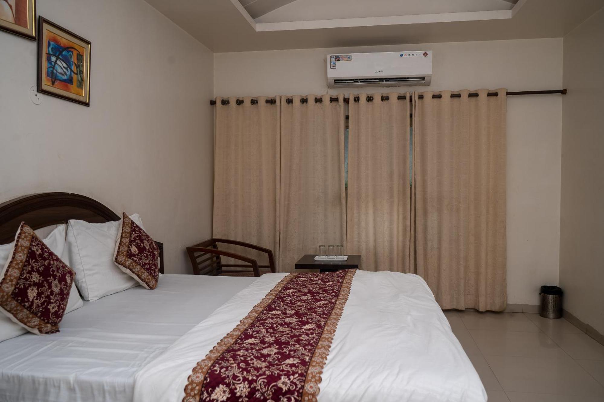 Hotel Ruby Jaipur Bagian luar foto