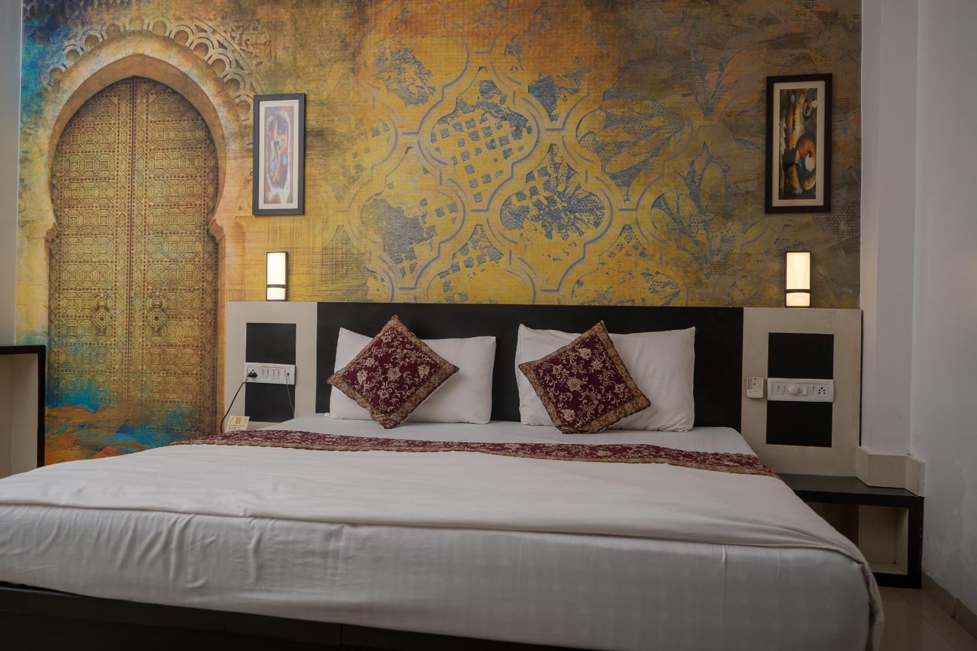 Hotel Ruby Jaipur Bagian luar foto