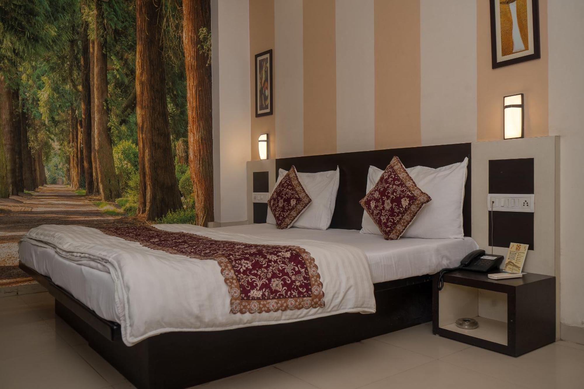 Hotel Ruby Jaipur Bagian luar foto