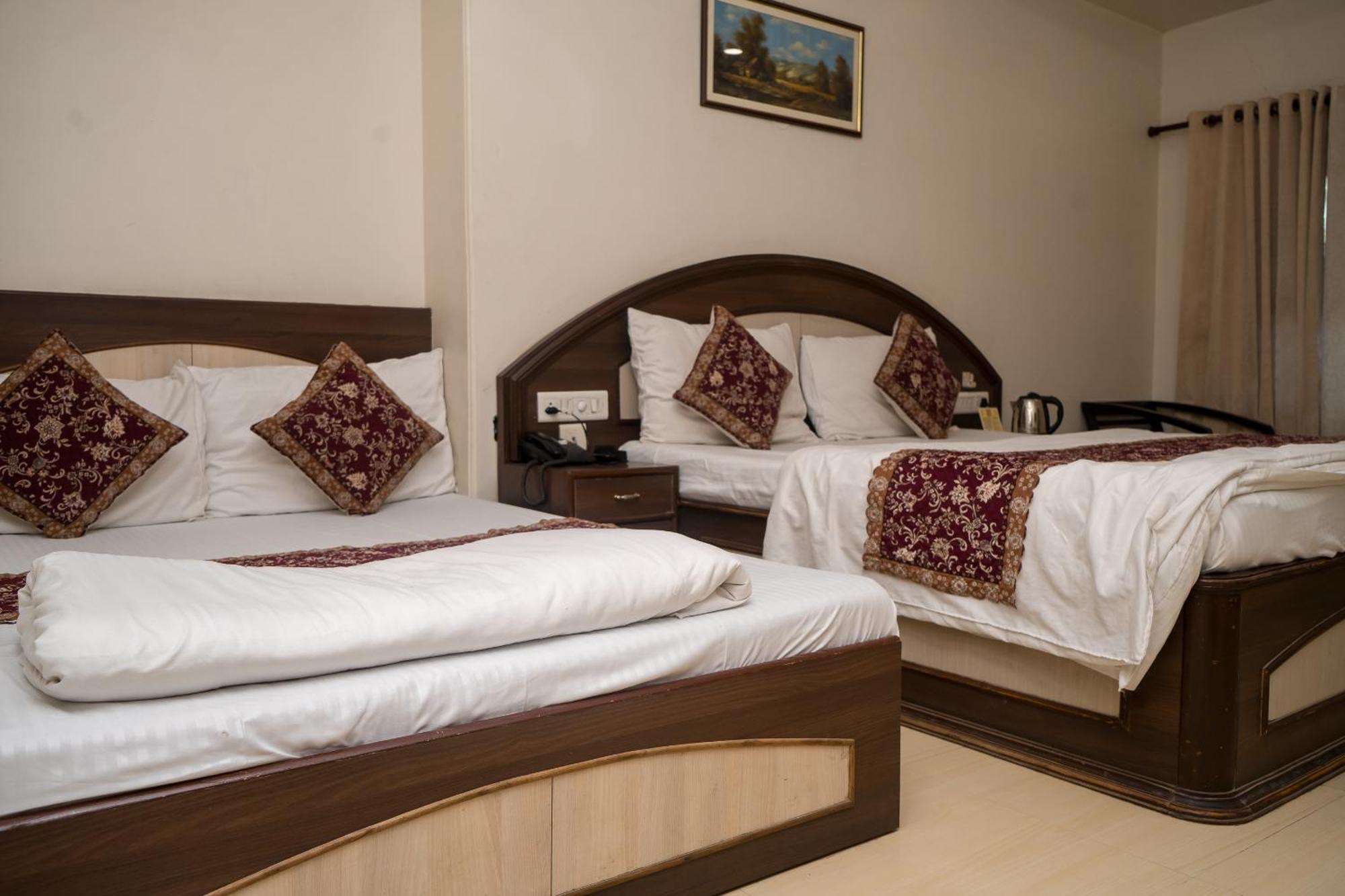 Hotel Ruby Jaipur Bagian luar foto