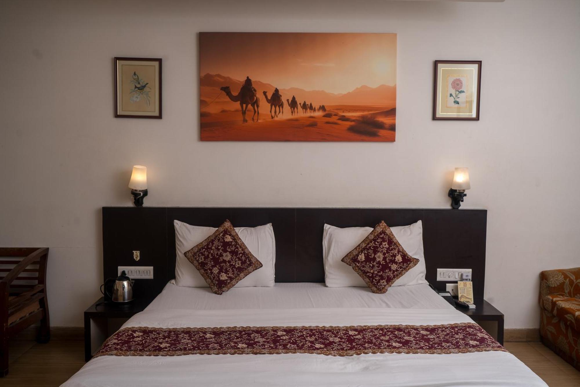 Hotel Ruby Jaipur Bagian luar foto