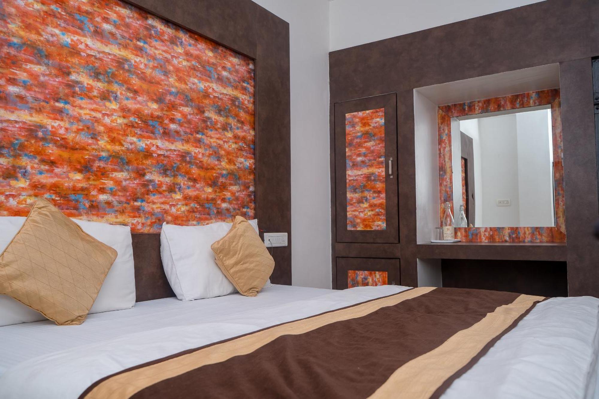 Hotel Ruby Jaipur Bagian luar foto